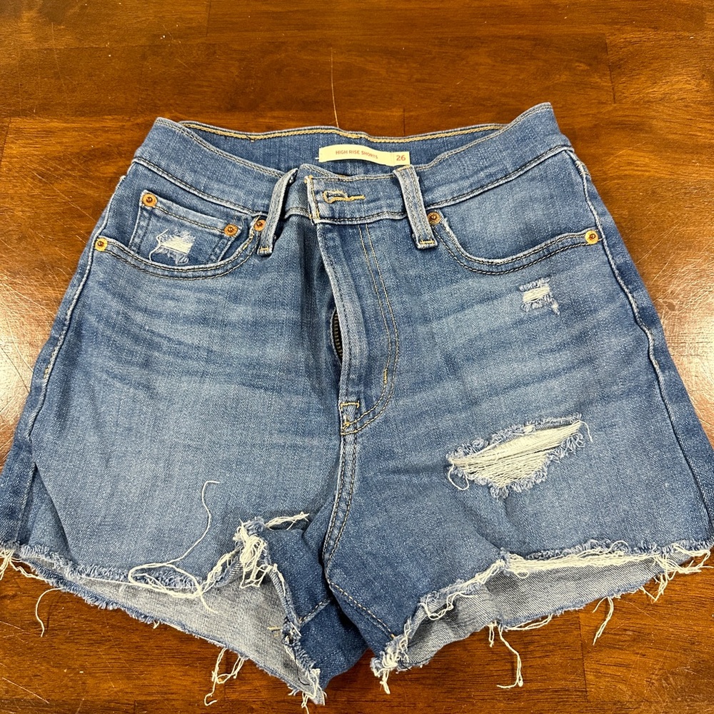 Levi shorts